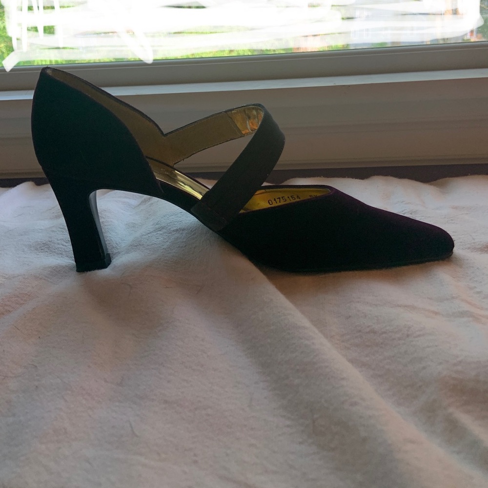 Nina velvet plum pumps - Picture 3 of 3